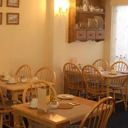 Bed and Breakfast The Adelphi à Paignton Extérieur photo