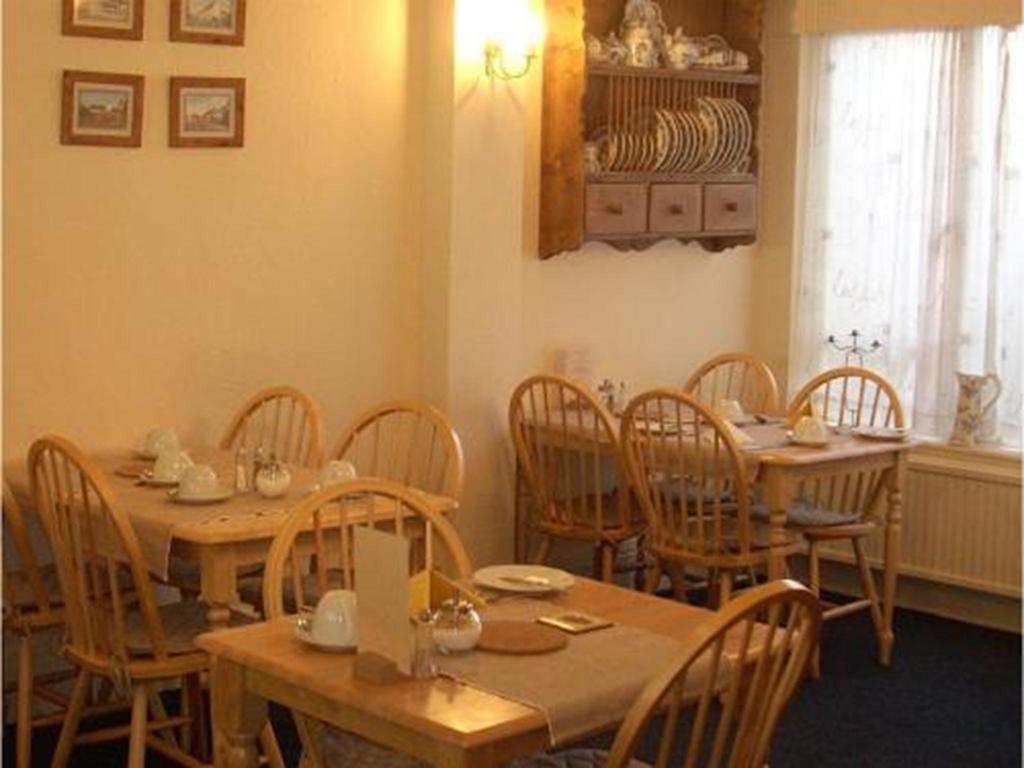 Bed and Breakfast The Adelphi à Paignton Extérieur photo